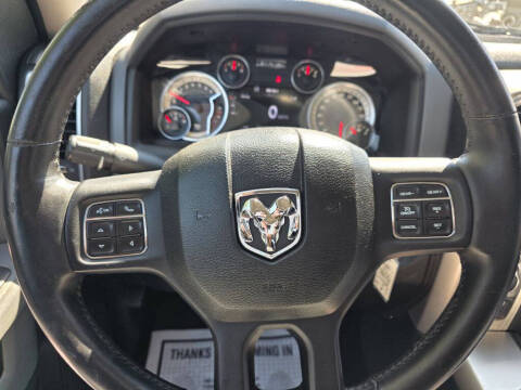 2017 RAM 1500 SLT