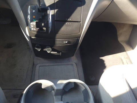 2005 Toyota Sienna LE 7 Passenger