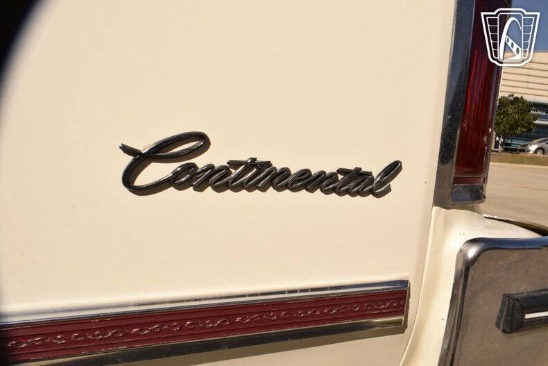 1976 Lincoln Continental