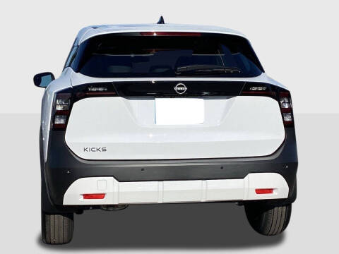 2026 Nissan Kicks S