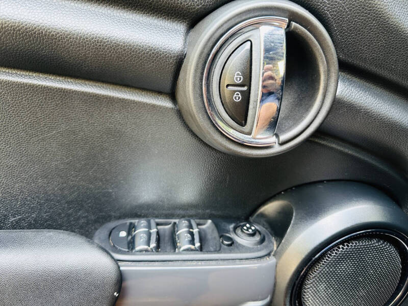 2022 MINI Hardtop 4 Door Cooper