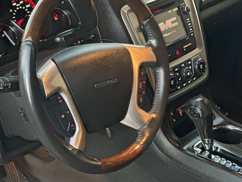 2013 GMC Acadia Denali