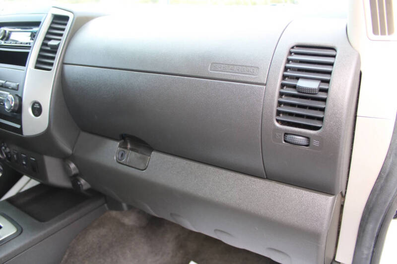 2012 Suzuki Equator Sport