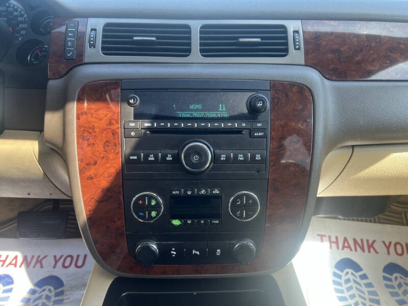 2014 Chevrolet Suburban LT