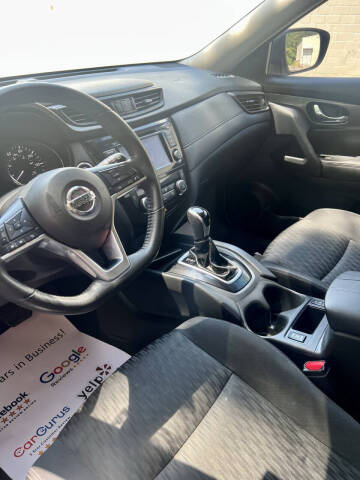 2020 Nissan Rogue SV