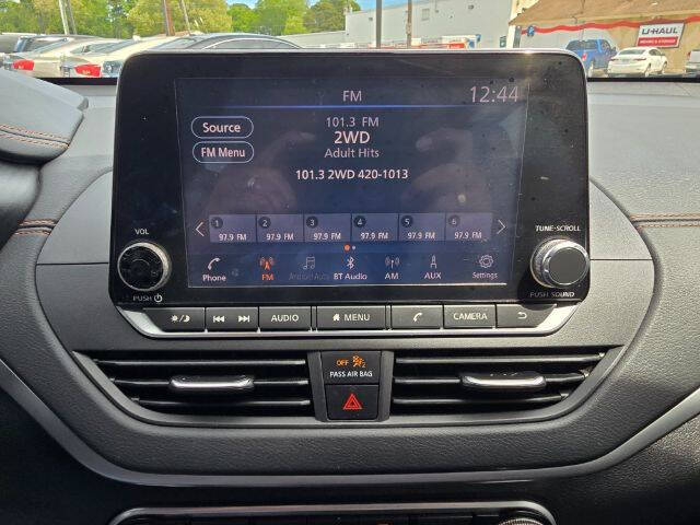 2022 Nissan Altima 2.5 SR