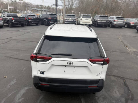 2019 Toyota RAV4 LE