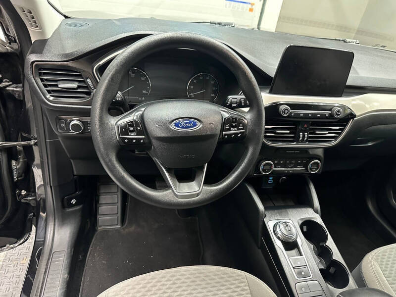 2021 Ford Escape Hybrid SE