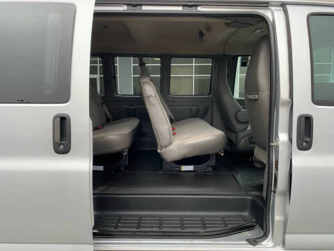2016 Chevrolet Express LS 2500