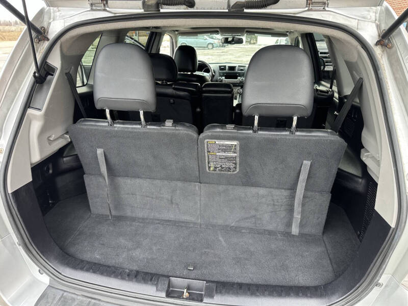 2012 Toyota Highlander SE