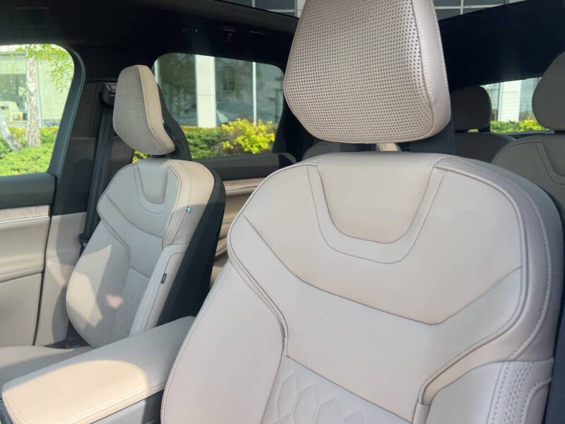 2025 Volvo EX90 Twin Performance Ultra 6P