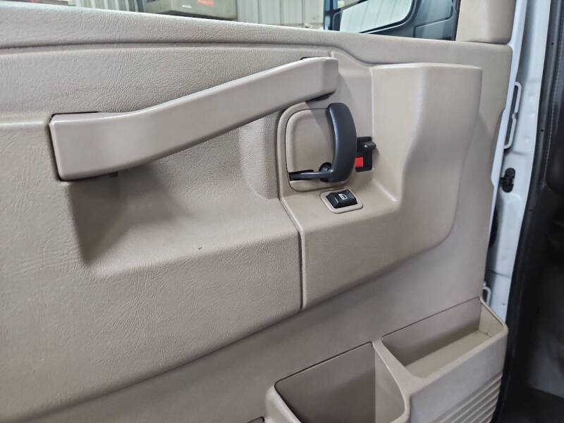 2021 Chevrolet Express 2500