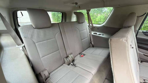 2016 Chevrolet Suburban LS