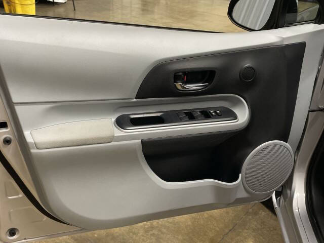 2014 Toyota Prius c Four