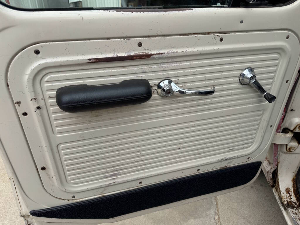 1967 Ford F-100 45