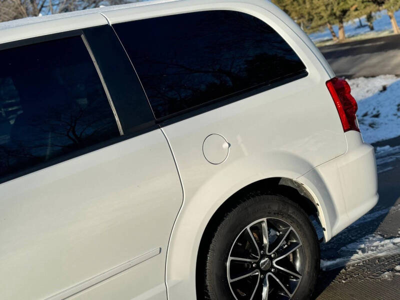 2017 Dodge Grand Caravan SE