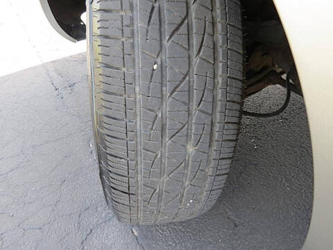 2004 Nissan Frontier XE