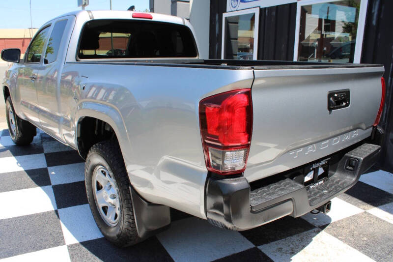 2019 Toyota Tacoma SR