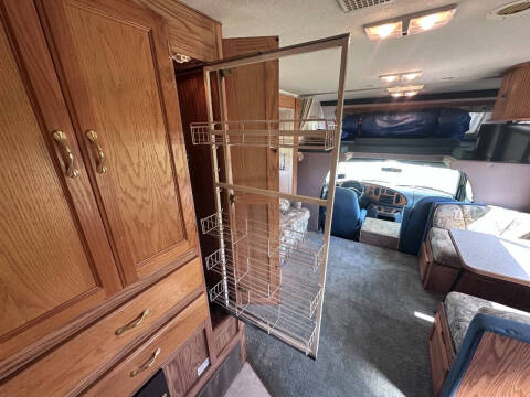 2000 Ford E-Series E-450 SD