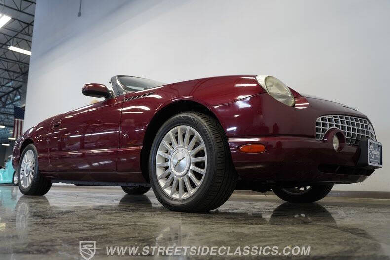 2004 Ford Thunderbird Deluxe