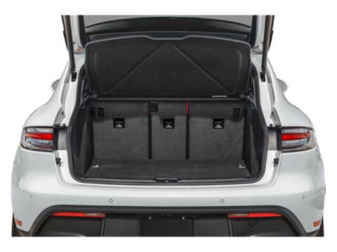 2023 Porsche Macan S