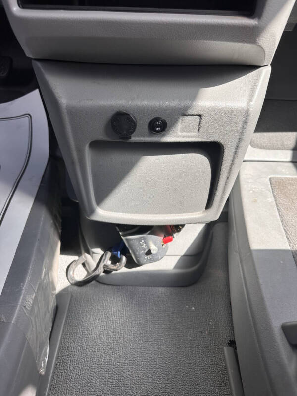 2015 Toyota Sienna LE Mobility 7-Passenger