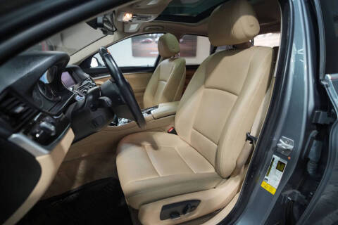 2015 BMW 5 Series 528i