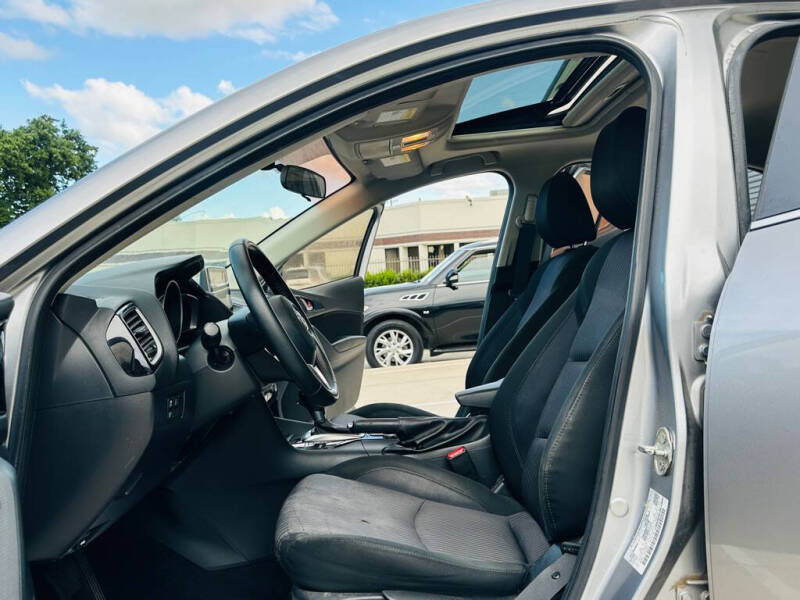 2015 Mazda MAZDA3 i Touring