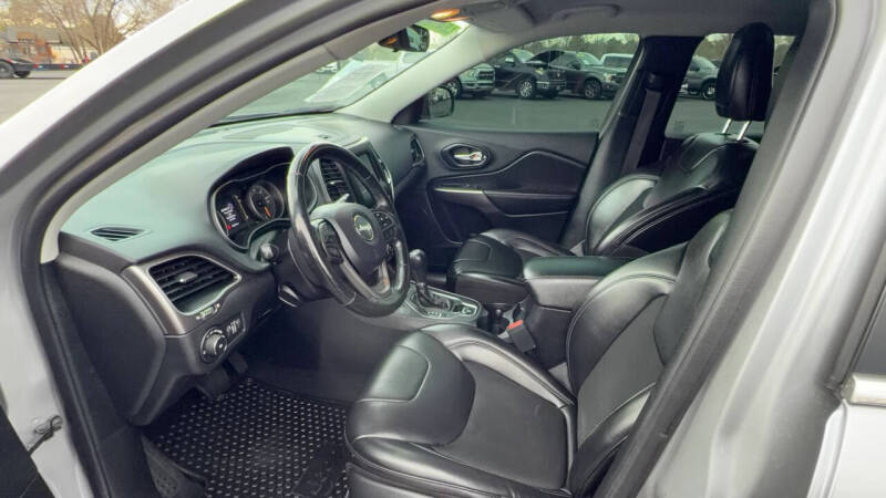 2020 Jeep Cherokee Latitude Plus