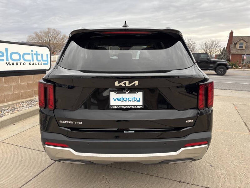 2024 Kia Sorento S