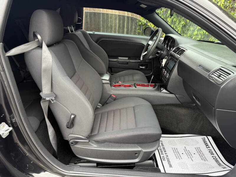 2010 Dodge Challenger SE