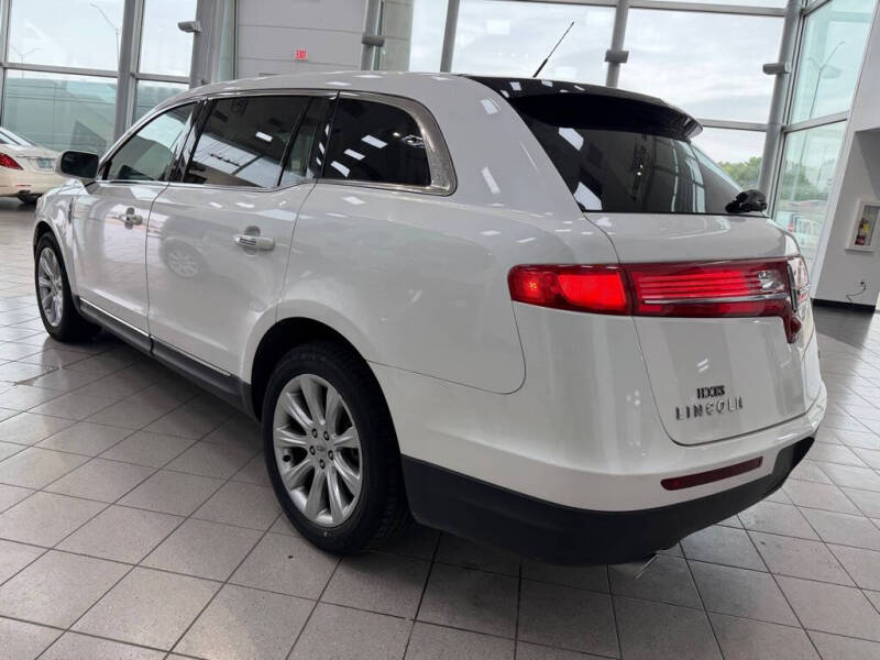 2014 Lincoln MKT