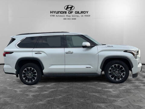 2023 Toyota Sequoia SR5