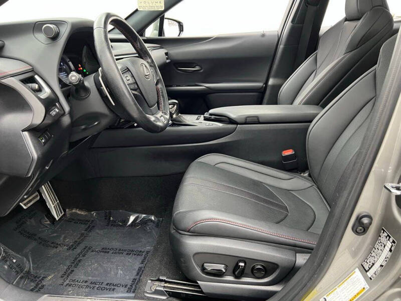 2022 Lexus UX 250h F SPORT