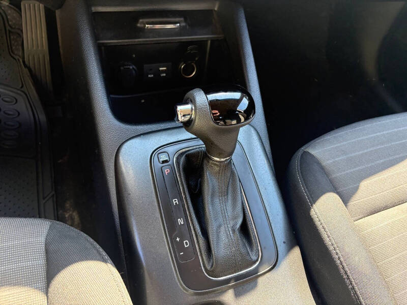 2016 Kia Forte5 LX
