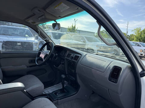 2002 Toyota 4Runner SR5