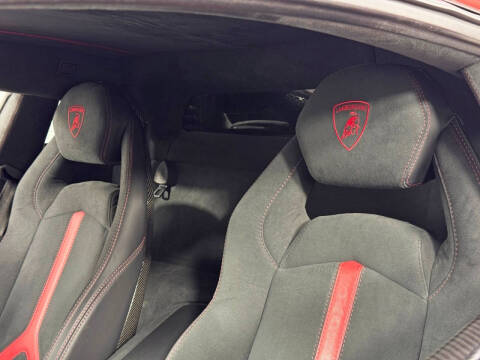 2017 Lamborghini Aventador LP 740-4 S