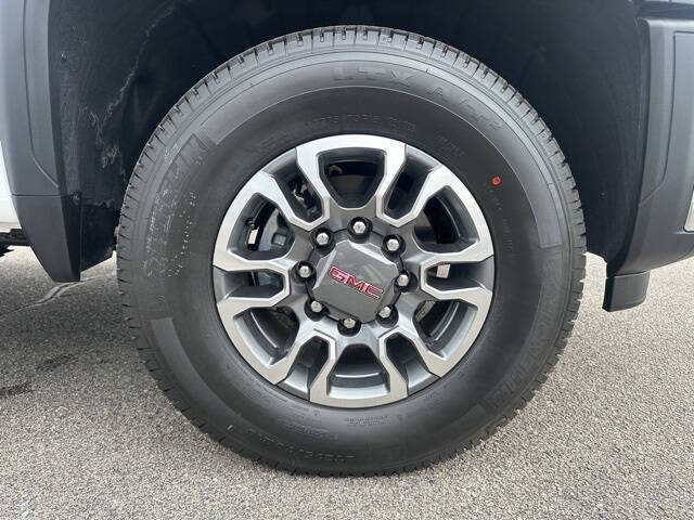 2025 GMC Sierra 2500HD