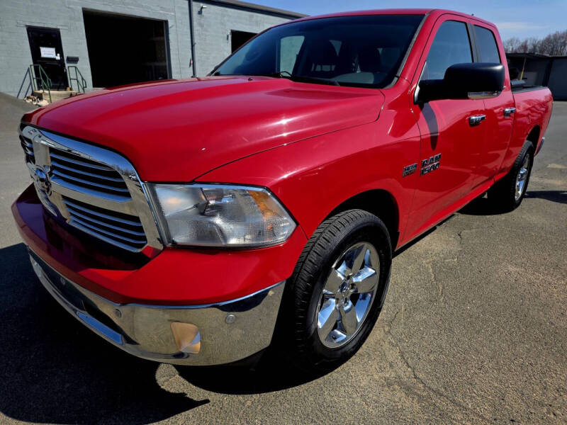 2016 RAM 1500 SLT