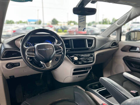 2019 Chrysler Pacifica Touring L