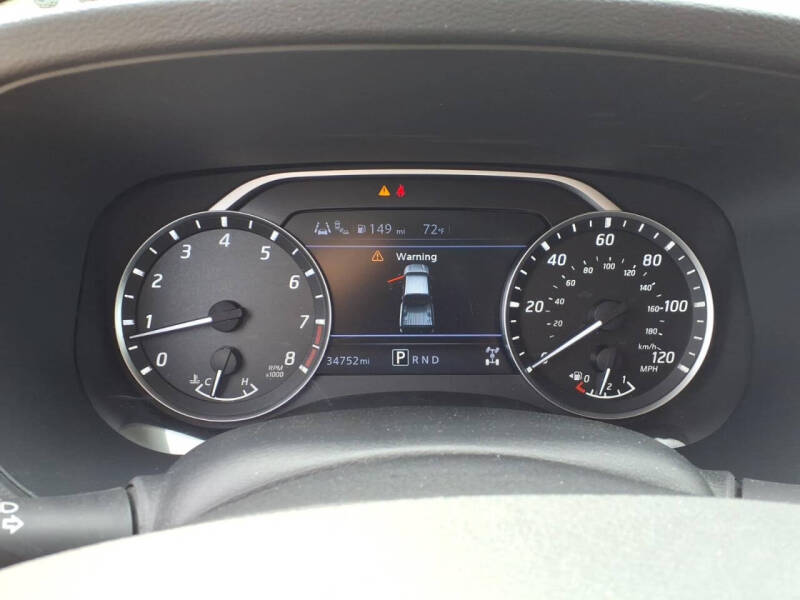 2023 Nissan Frontier SV