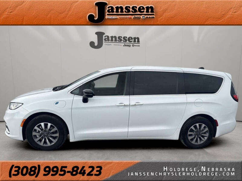 2024 Chrysler Pacifica Plug-In Hybrid