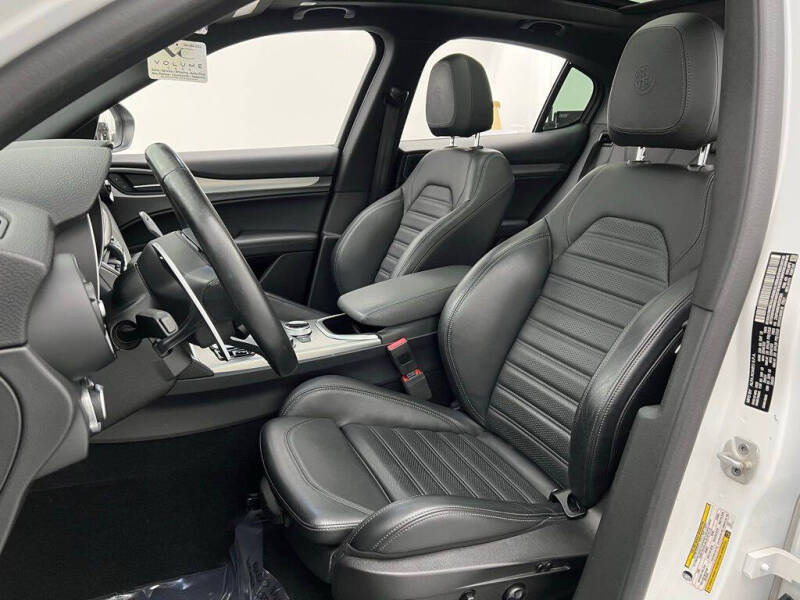 2022 Alfa Romeo Stelvio Veloce