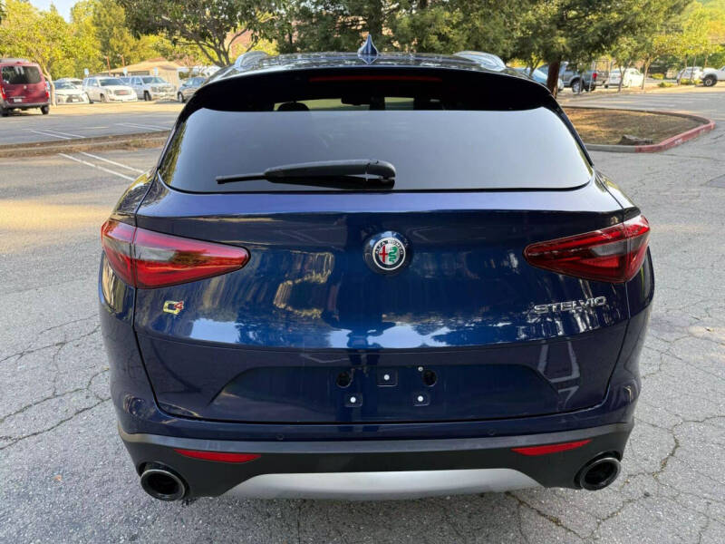 2018 Alfa Romeo Stelvio Ti