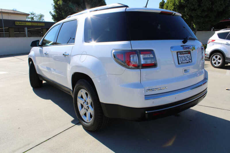 2016 GMC Acadia SLE-2
