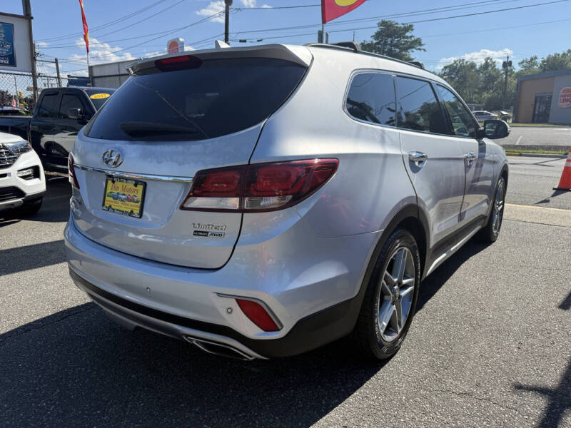 2017 Hyundai Santa Fe Limited Ultimate