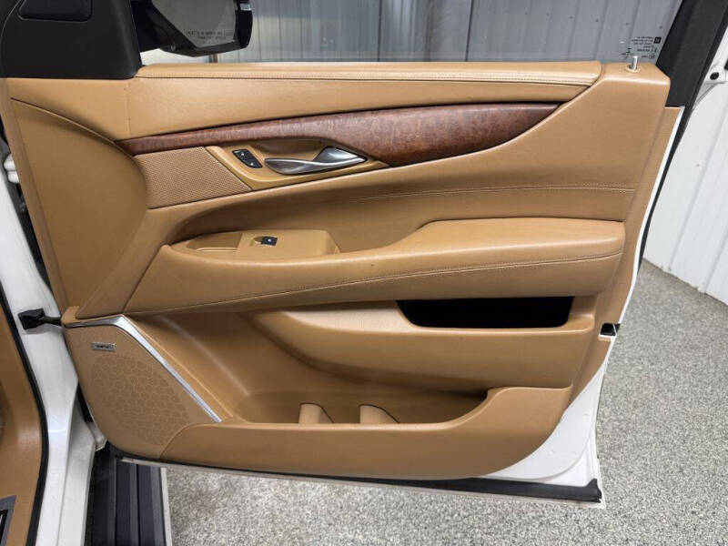 2016 Cadillac Escalade ESV Platinum