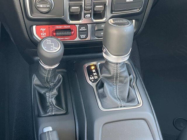 2026 Jeep Gladiator Shadow Ops