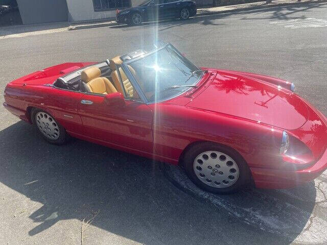 1991 Alfa Romeo Spider Veloce