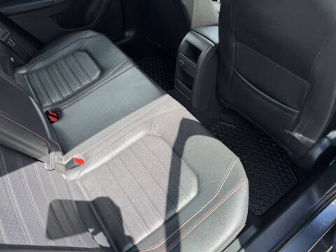 2017 Volkswagen Jetta 2.0T GLI